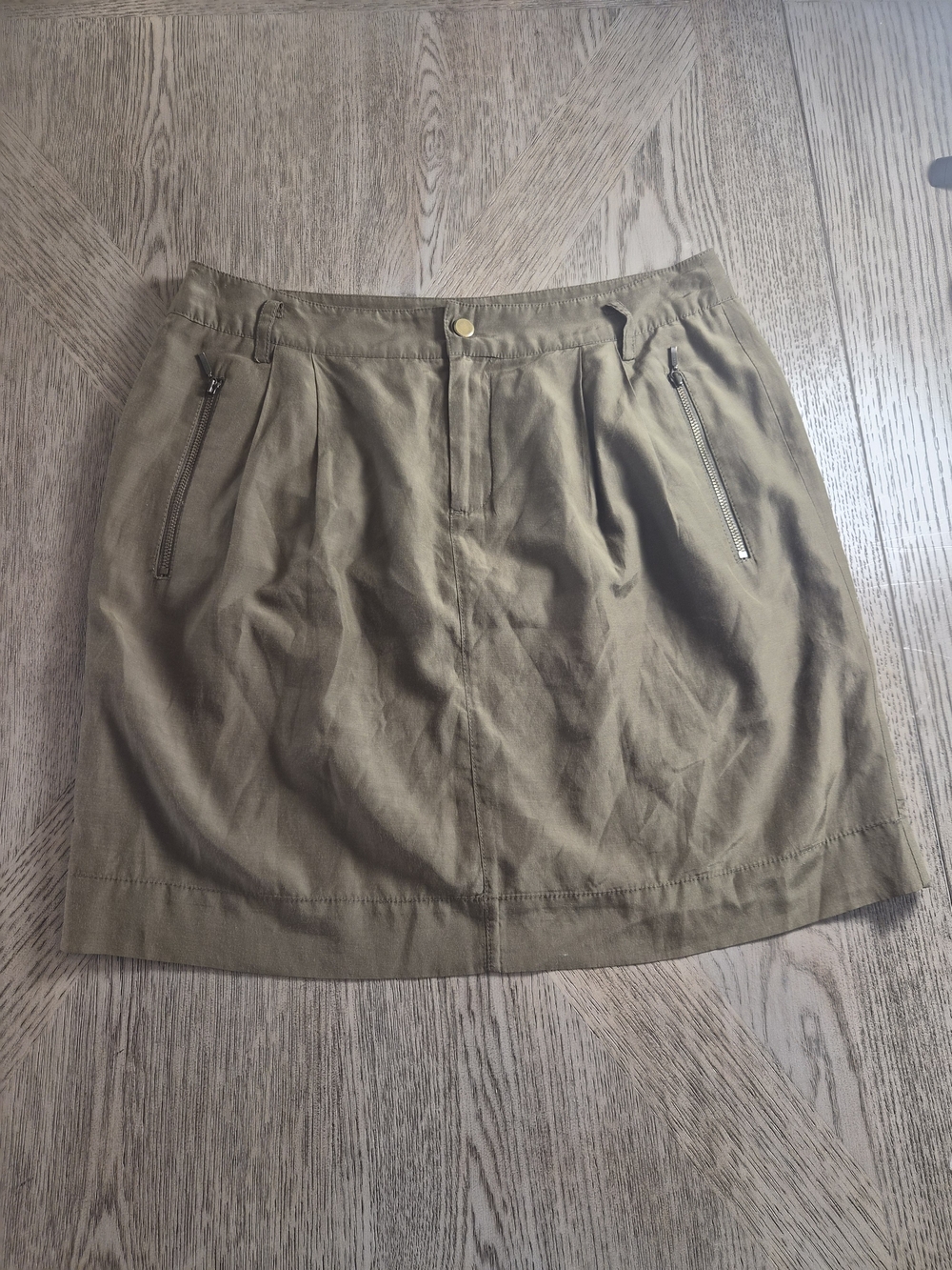 Banana Republic Olive Green Mini Skirt with Zip Pockets